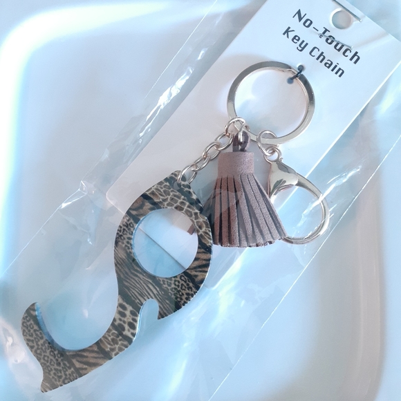 Touchless Key Chain - Picture 1 of 3